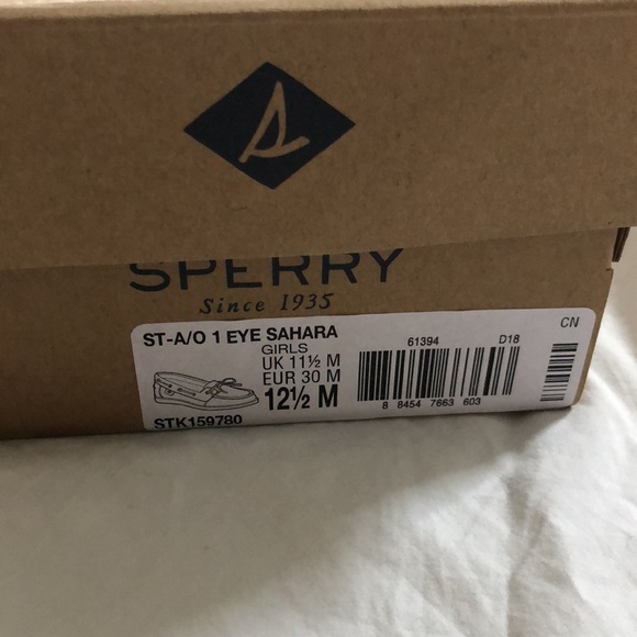 Girls shoe 12.5, new Sperry top-spiders - Picture 6 of 6